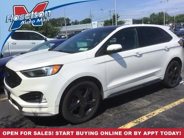 Used 2019 White Ford ST image 1