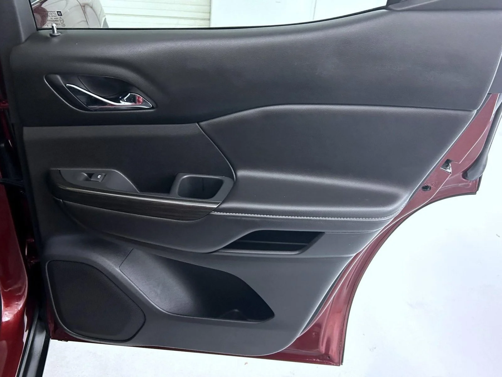 Used 2018 Red GMC SLT-1 image 17