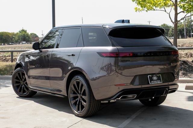New 2026 Charente Grey Land Rover Dynamic SE image 13