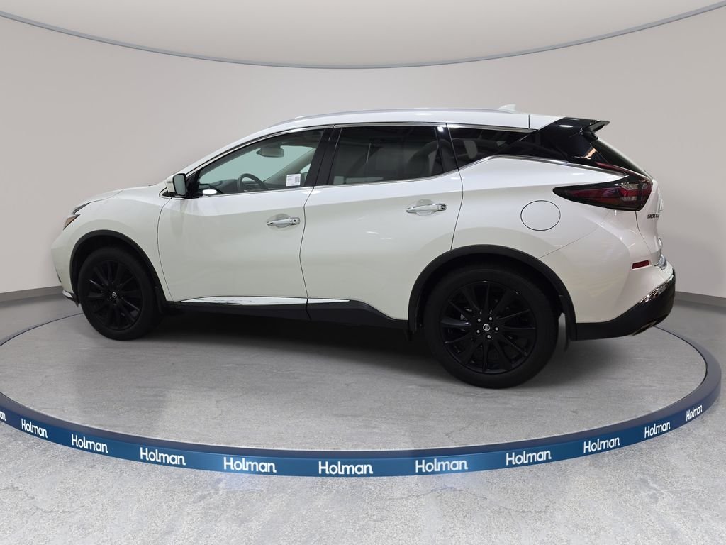 Used 2020 White Nissan Platinum image 9