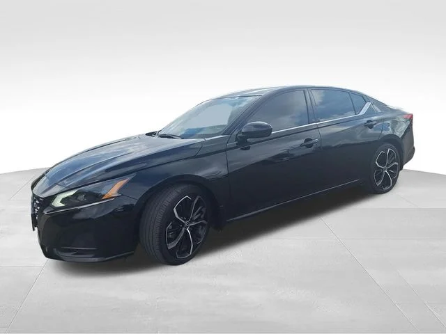 Used 2024 Black Nissan 2.5 SR image 4