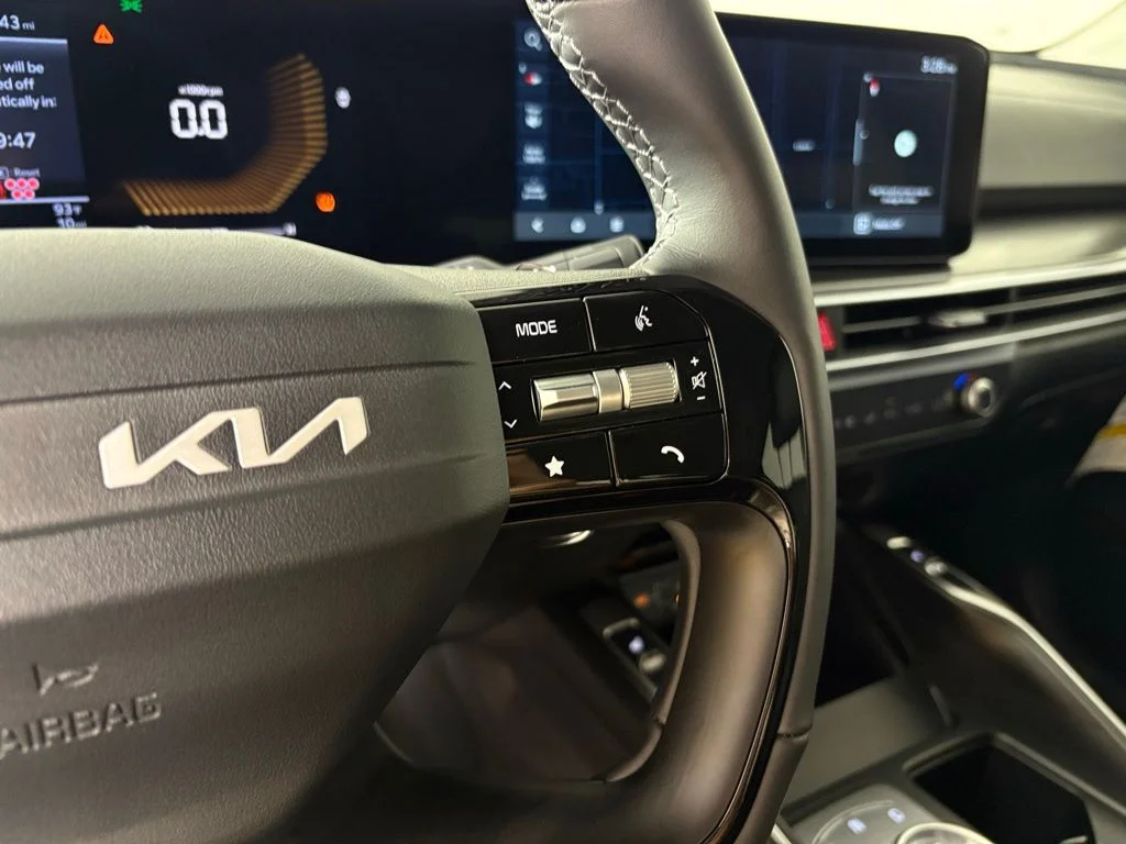 New 2026 Mineral Blue Kia EX image 21