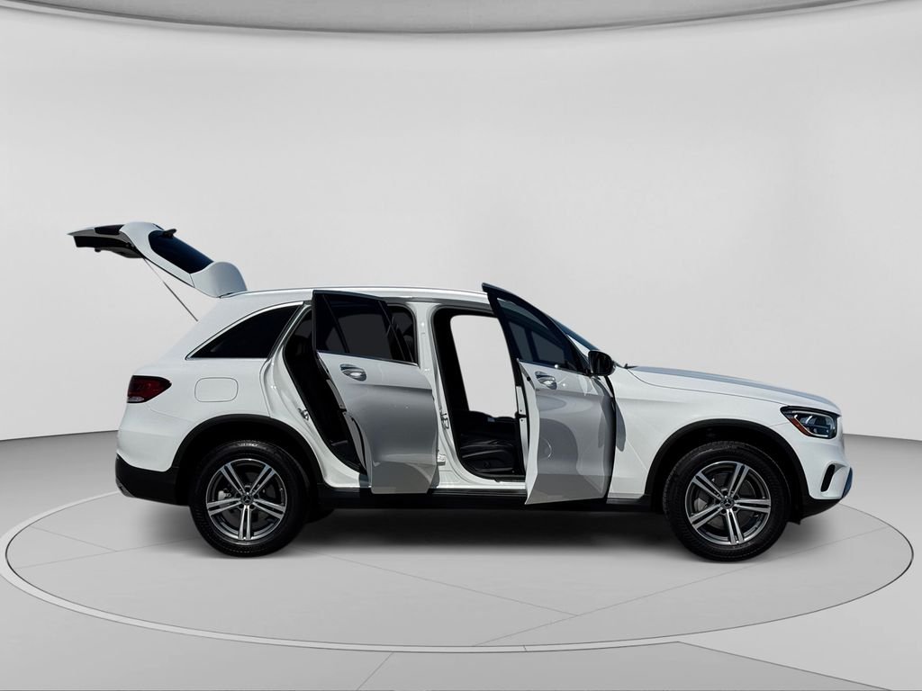 Used 2020 Polar White Mercedes-Benz GLC 300 image 30
