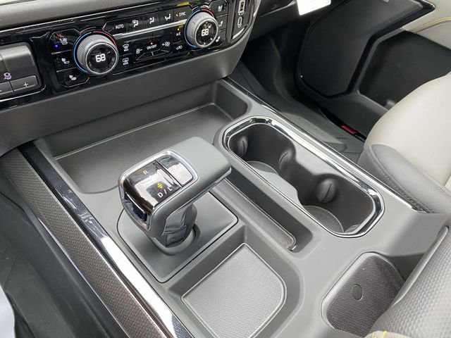 Used 2025 White Chevrolet ZR2 image 17