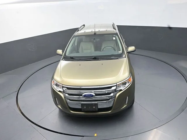 Used 2013  Ford SEL image 24