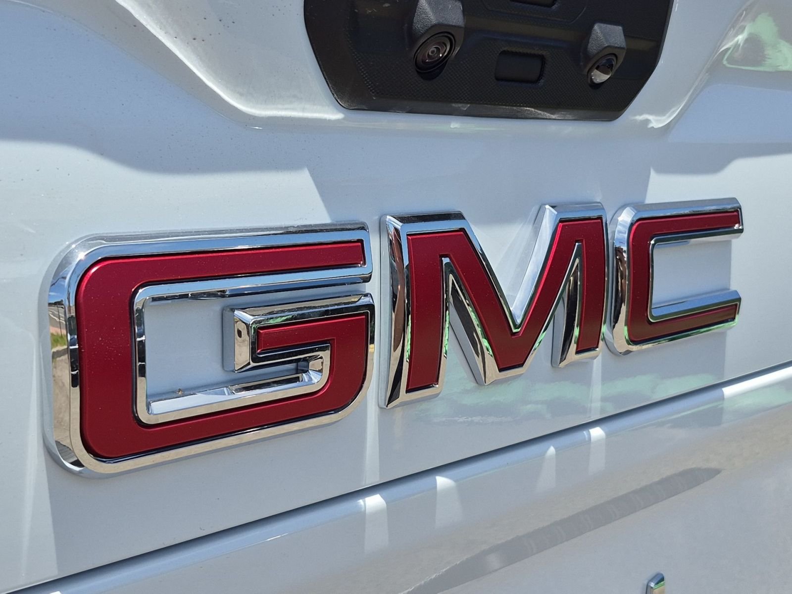 New 2026 Glacier White Tricoat GMC Denali image 32