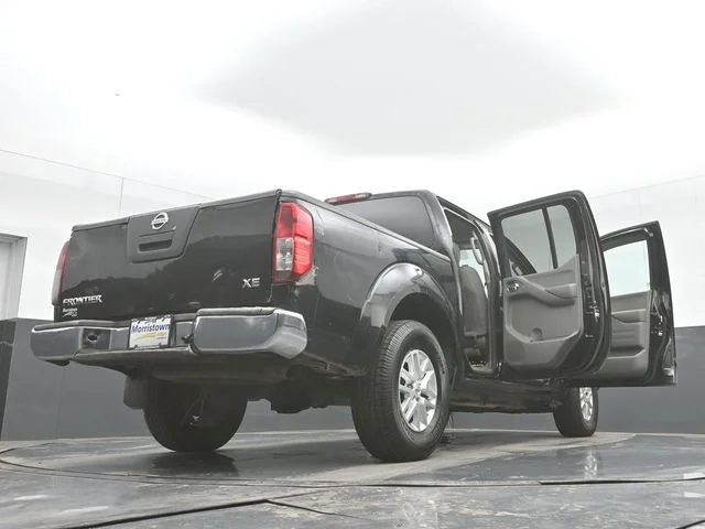 Used 2015 Black Nissan SV image 48