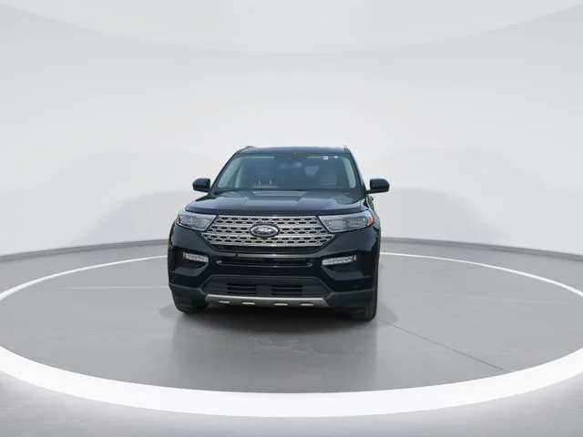 Used 2023 Black Ford Limited image 3