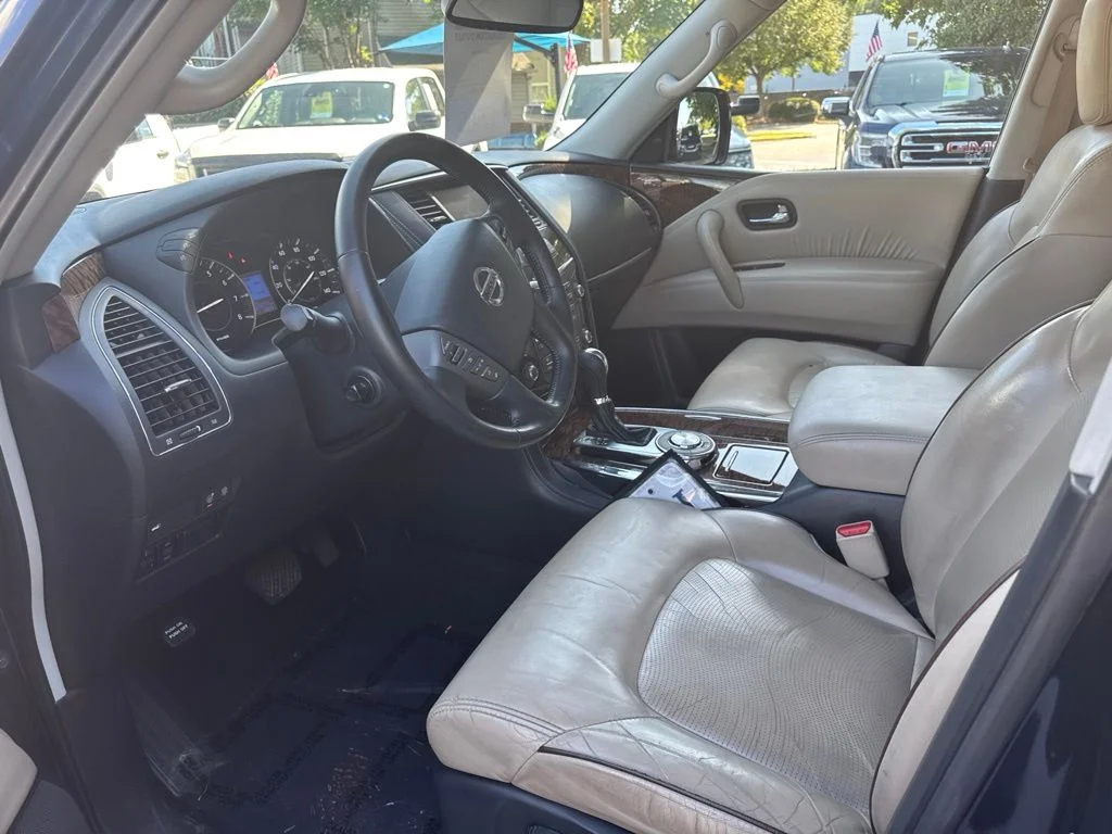 Used 2019 Blue Nissan SL image 10