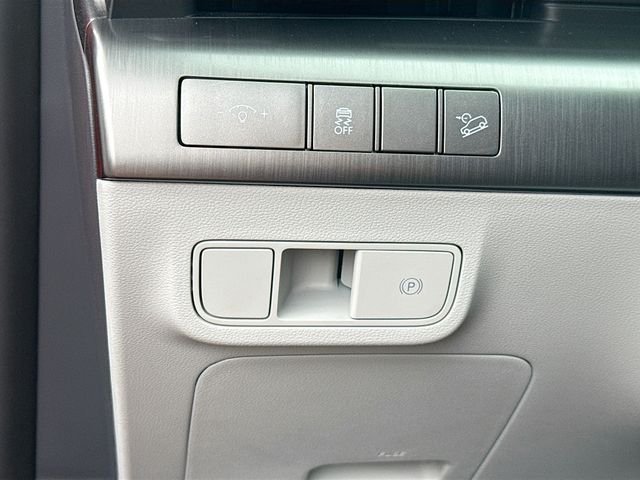 Used 2026 Orange Hyundai SEL Sport image 10