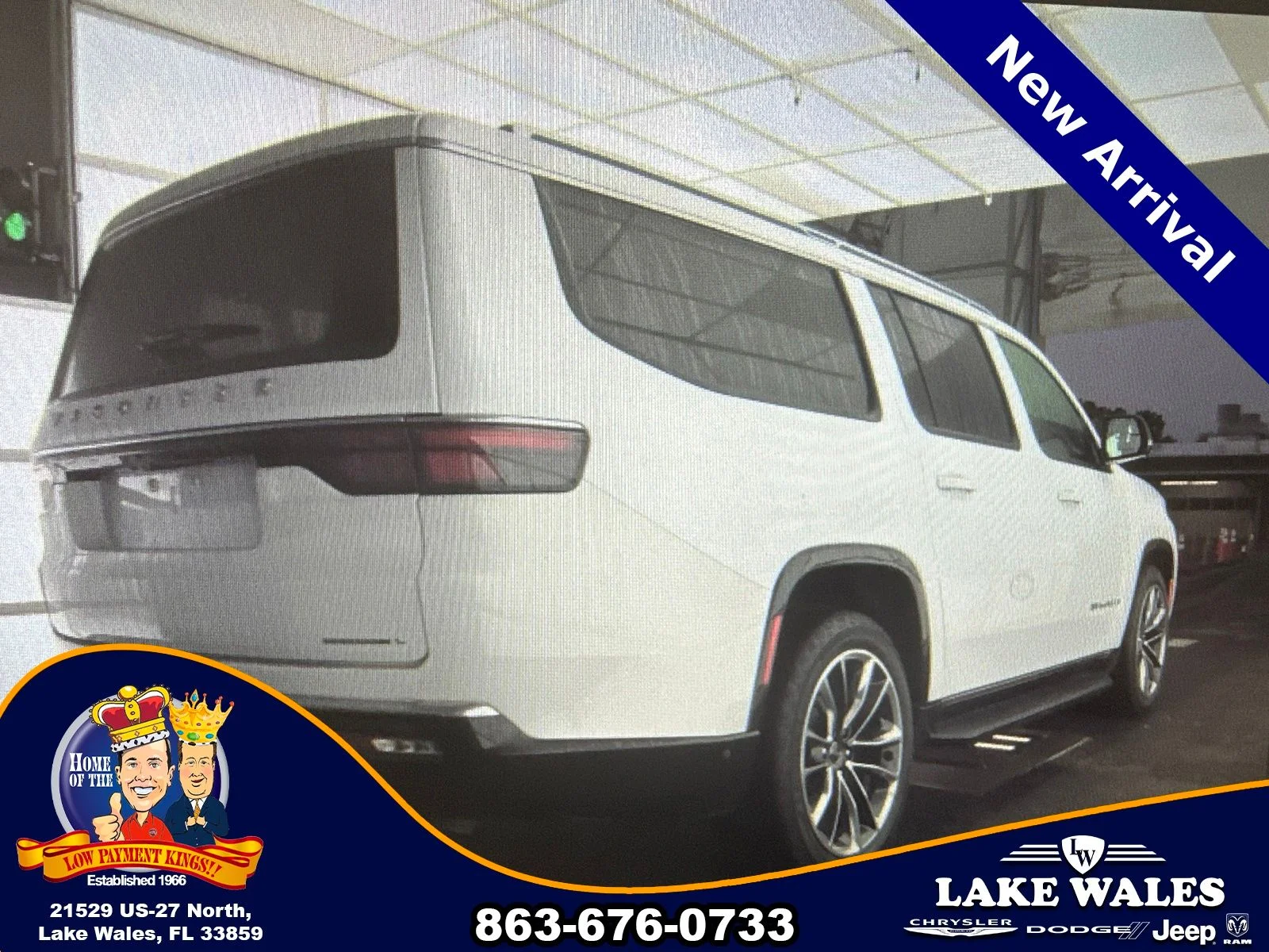 Used 2023 White Jeep Series II image 3