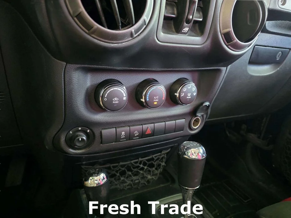 Used 2018 Black Clearcoat Jeep Unlimited Sport image 14