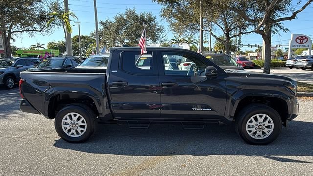 2025 Toyota Tacoma SR5 - Photo 9