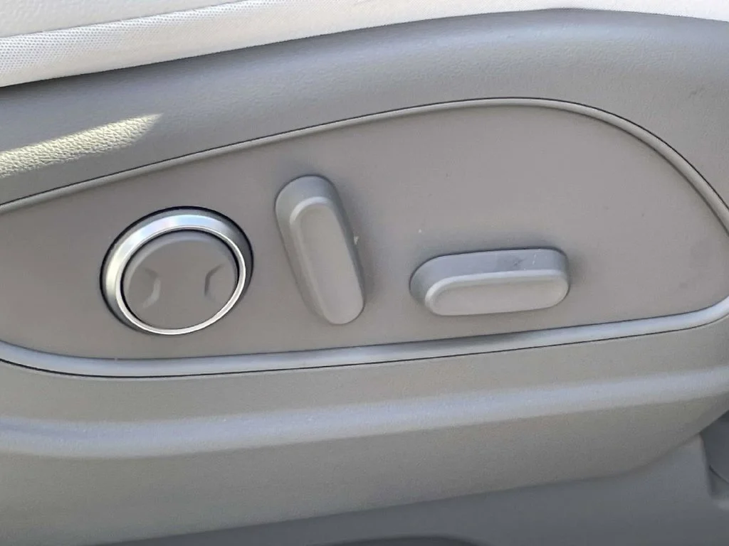 Used 2026 Silver Hyundai Limited image 16