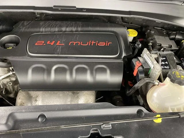 Used 2018 Black Jeep Latitude image 31