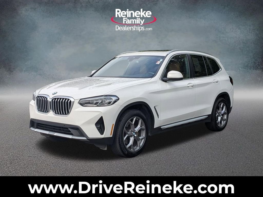 Used 2023  BMW xDrive30i image 1