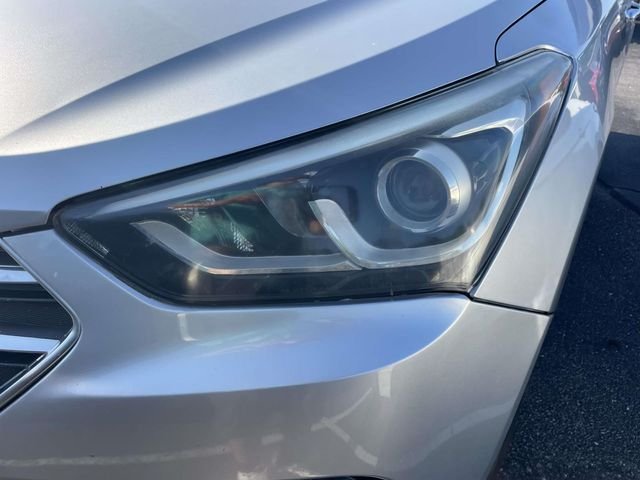 Used 2018 Silver Hyundai 2.4 Base image 5