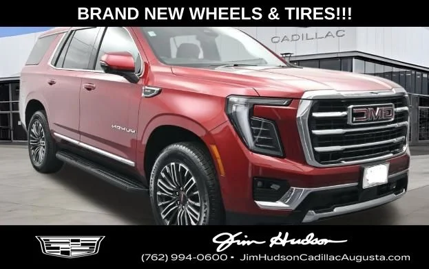 Used 2022  GMC SLT image 1