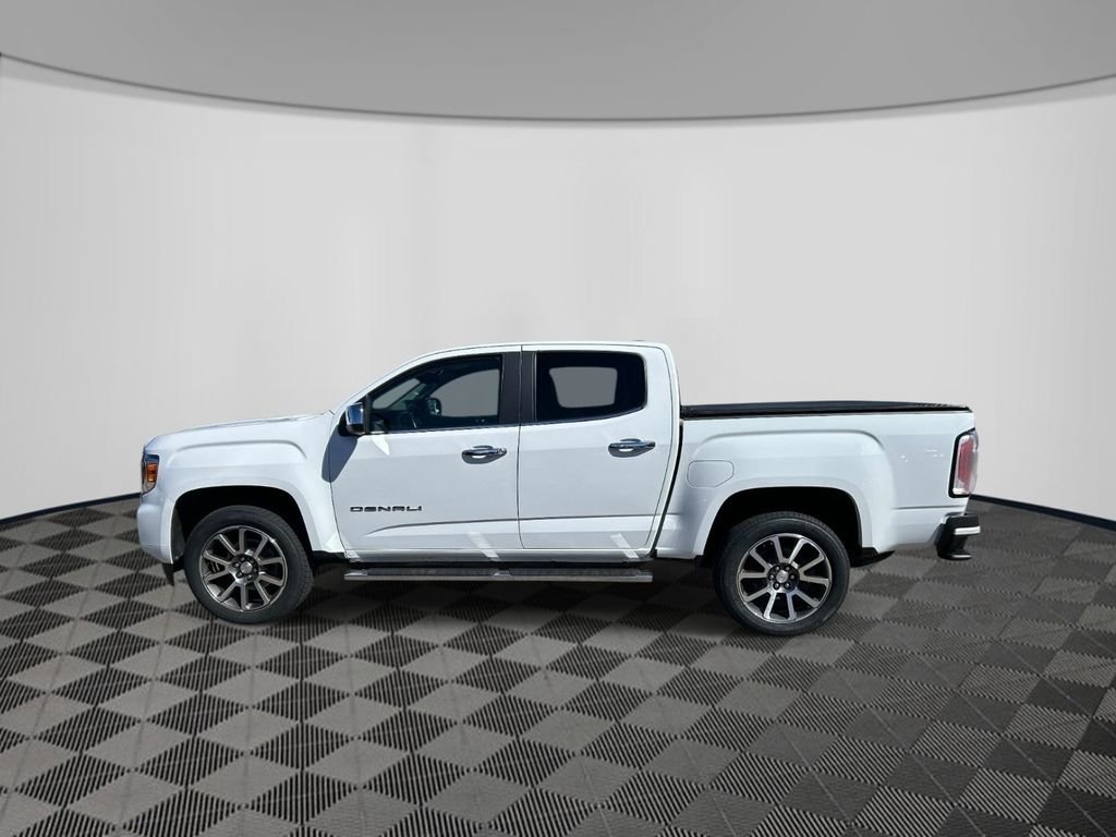 Used 2022 White GMC Denali image 8