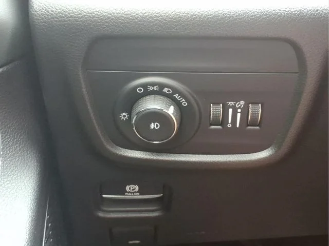Certified Used 2023 Black Jeep Overland image 15