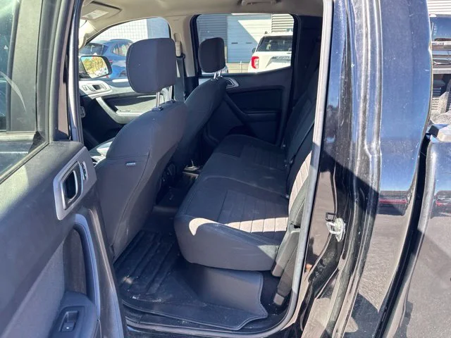 Used 2019 Black Ford XLT image 17