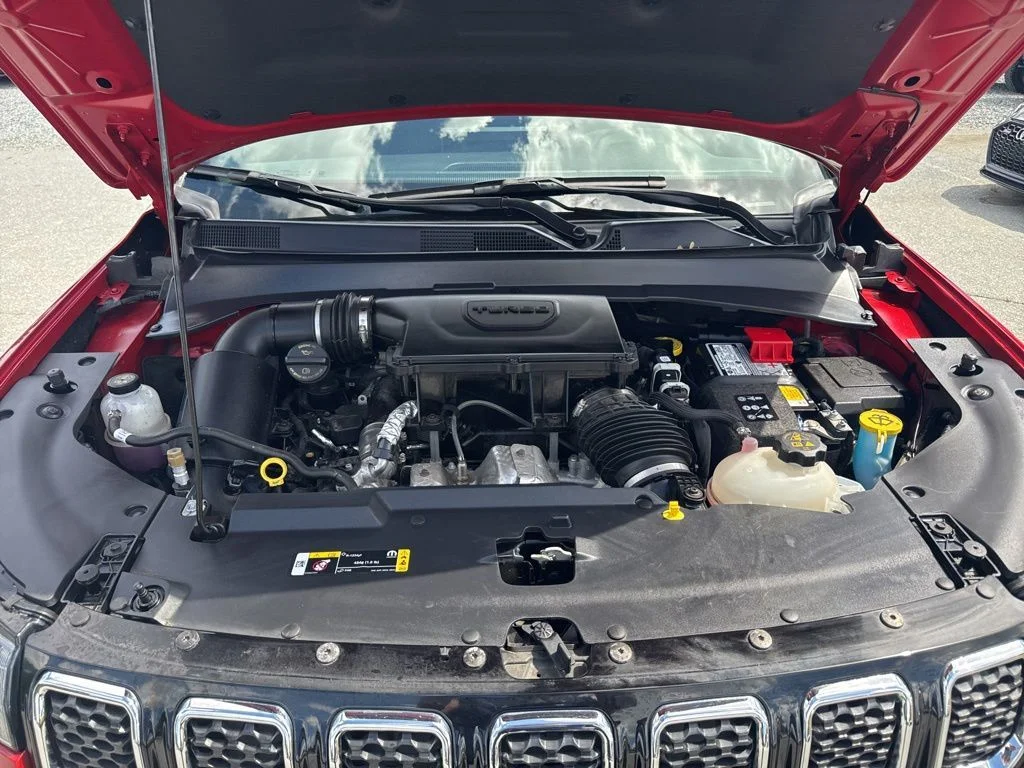 Used 2023 Red Jeep Limited image 34