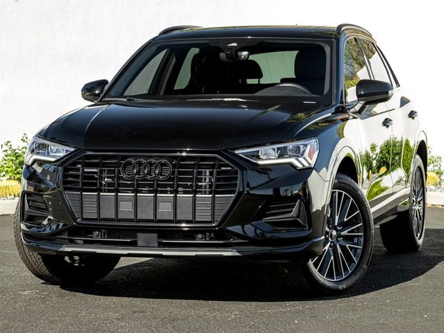 2023 Audi Q3 Premium