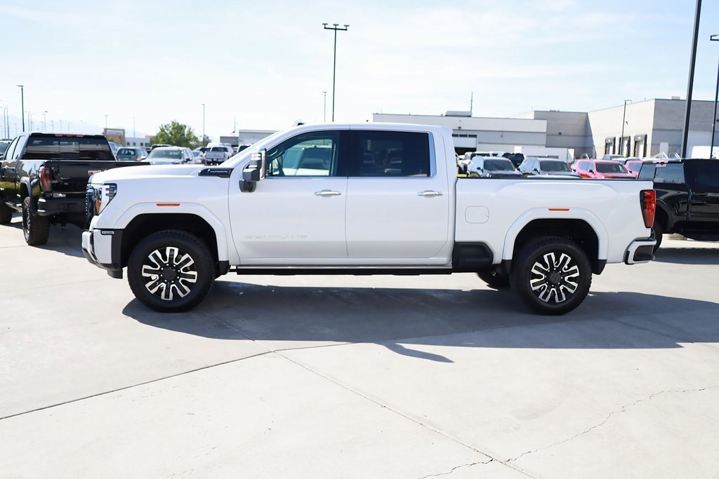 2024 Gmc Sierra 3500 HD Denali Ultimate photo 3