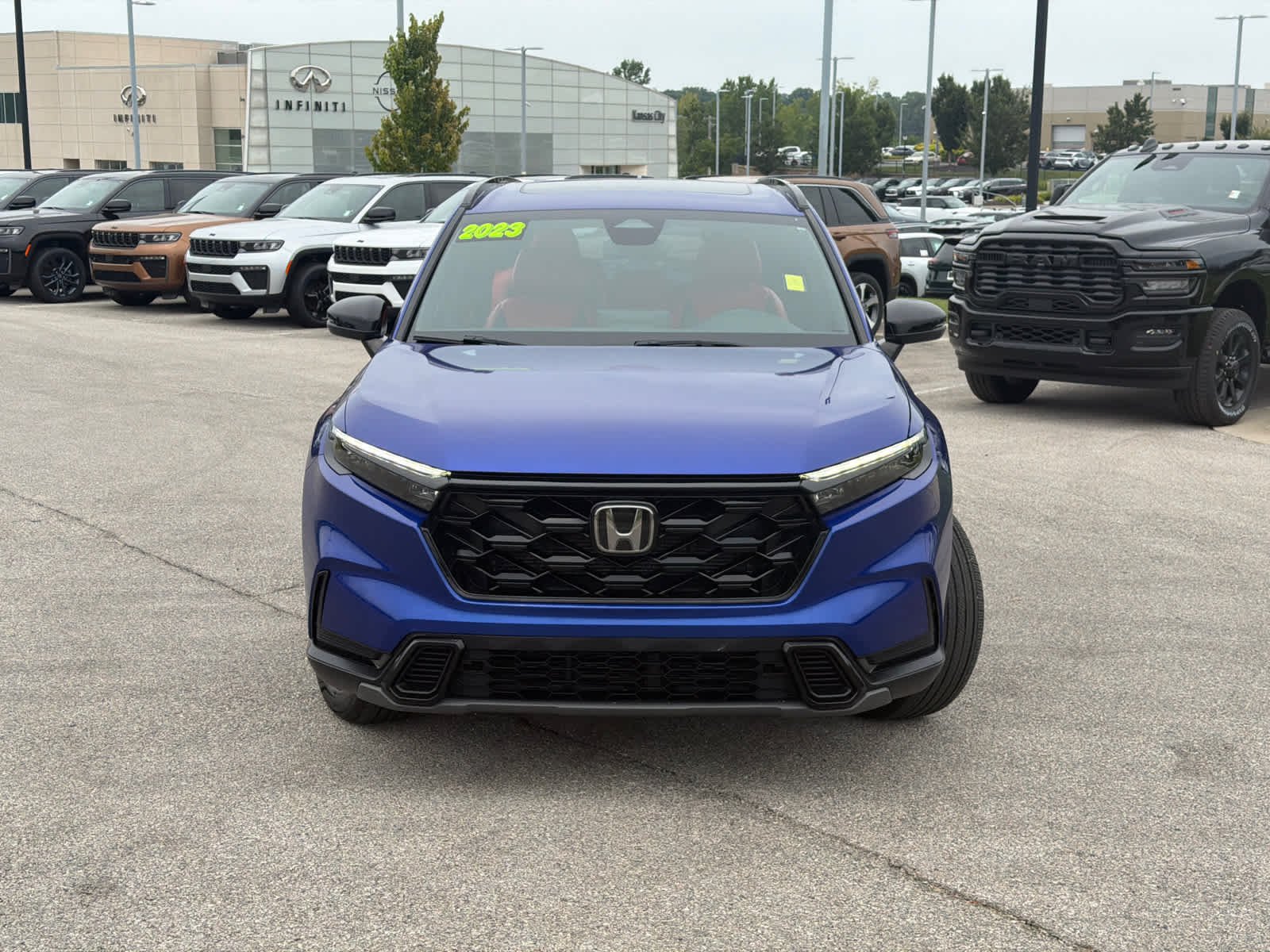 Used 2023 Still Night Pearl Honda Sport image 3