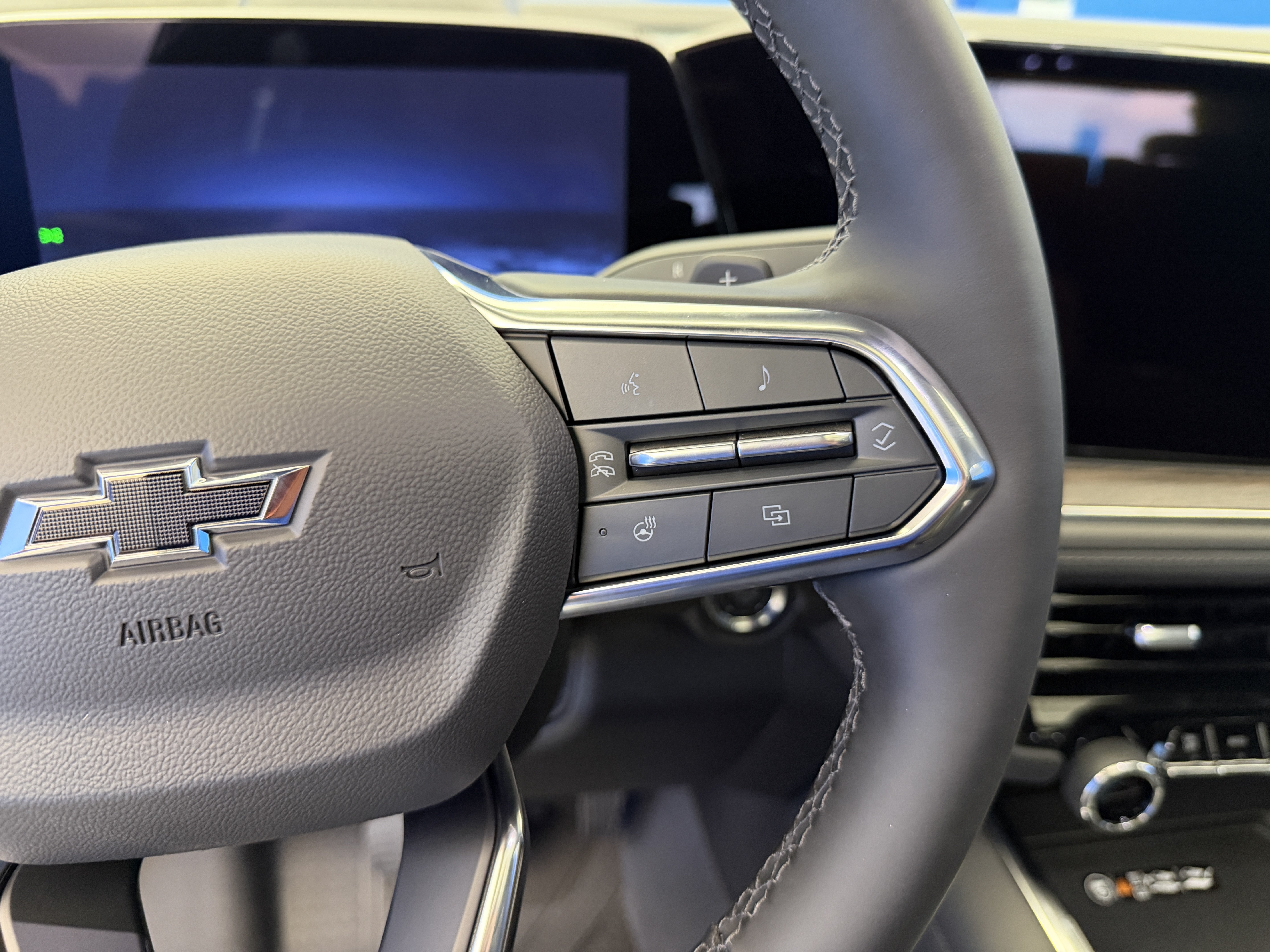 New 2026 Sterling Gray Metallic Chevrolet Z71 image 19