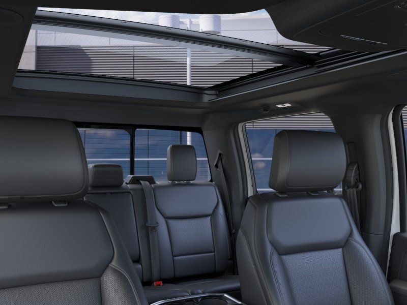 New 2026 Oxford White Ford LARIAT image 23