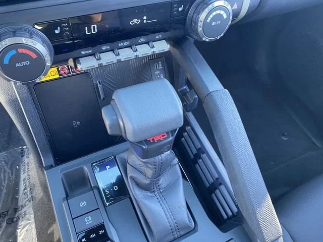 2025 Toyota Tacoma TRD Off Road - Photo 21