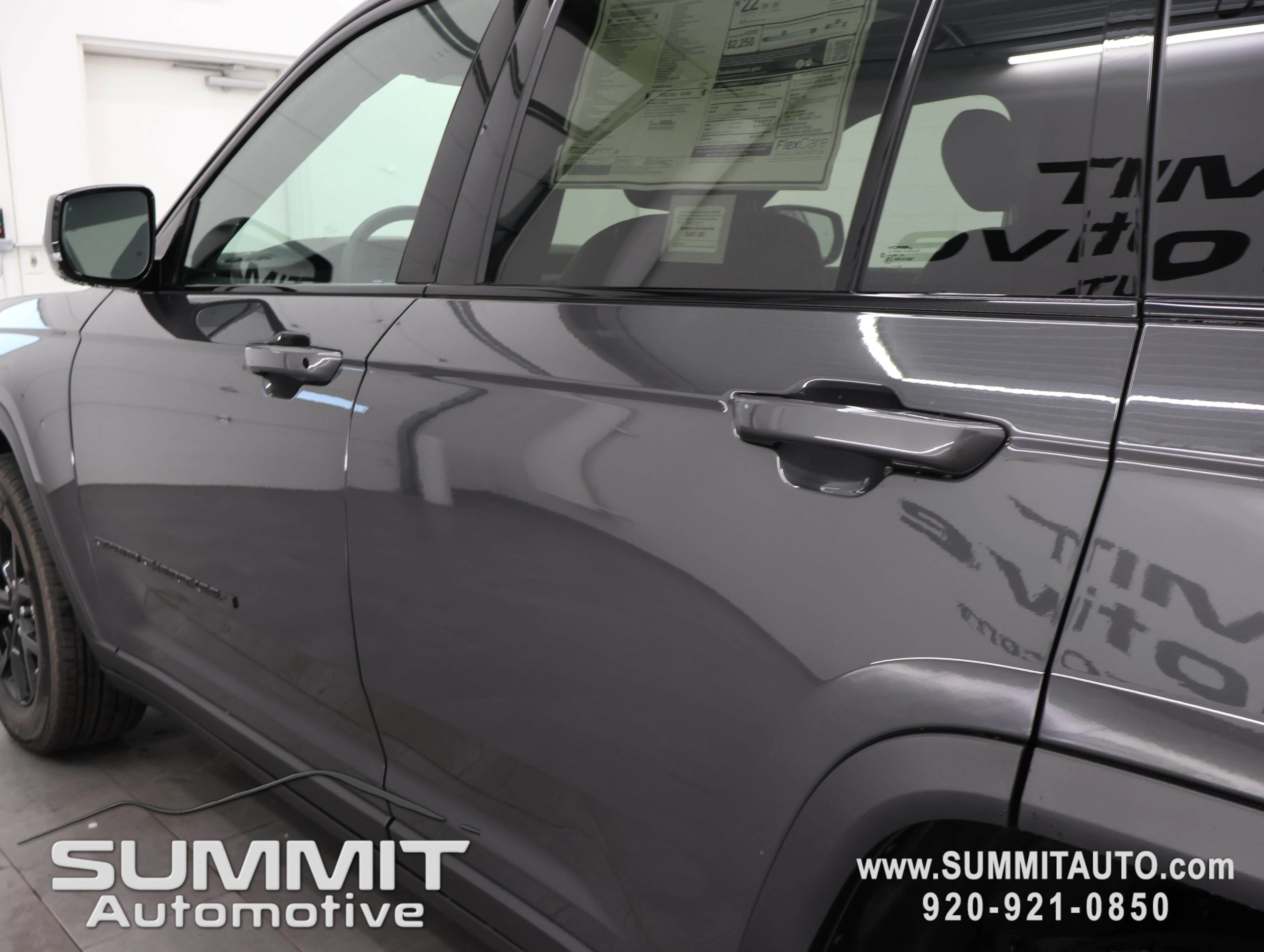 New 2026 Baltic Gray Metallic Clearcoat Jeep Altitude image 35