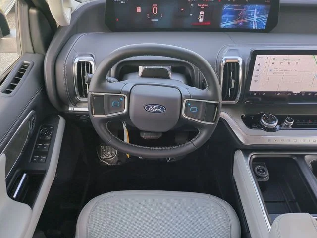 New 2026 Star White Metallic Tri-Coat Ford MAX Platinum® image 16