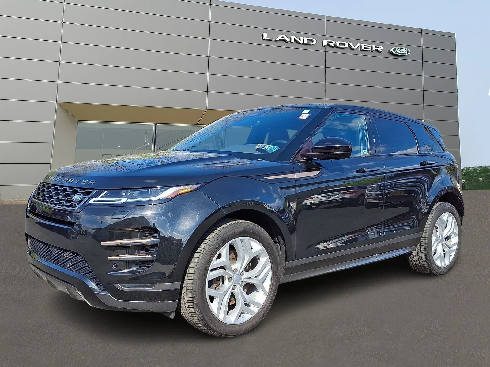2023 Land Rover Range Rover Evoque R-Dynamic SE's photo