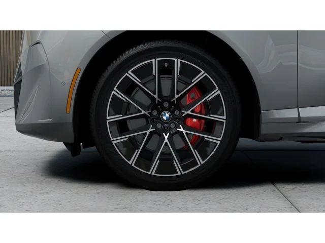 New 2027 Space Silver Metallic BMW 40 xDrive image 7