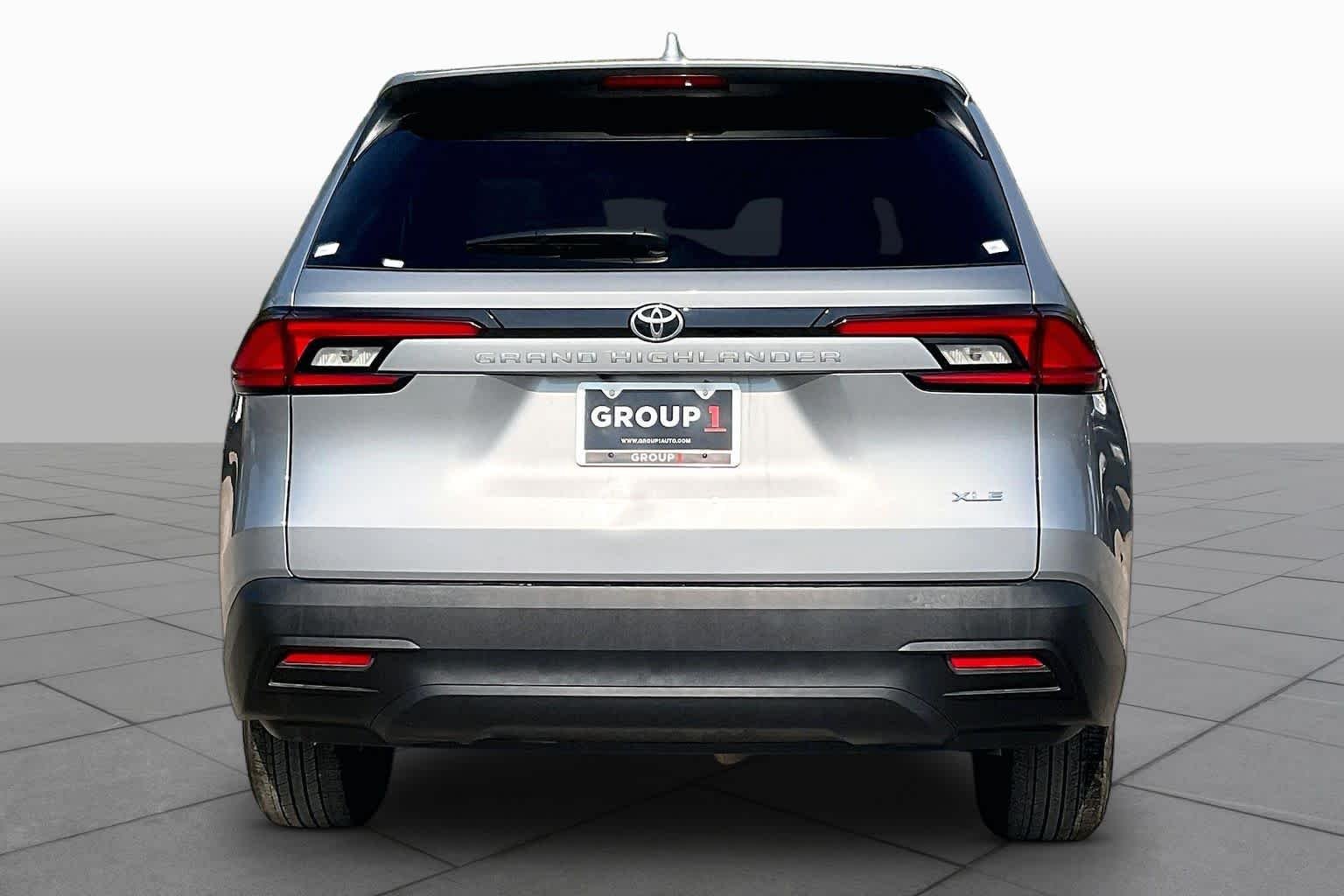 Used 2026 Celestial Silver Metallic Toyota XLE image 5