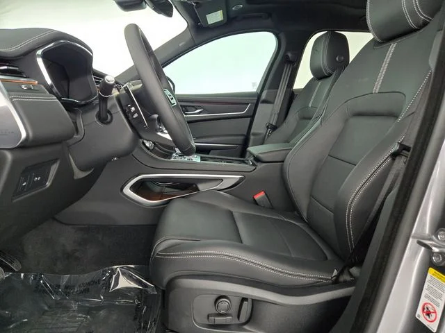 2026 Jaguar F-Pace R-Dynamic S - Photo 10