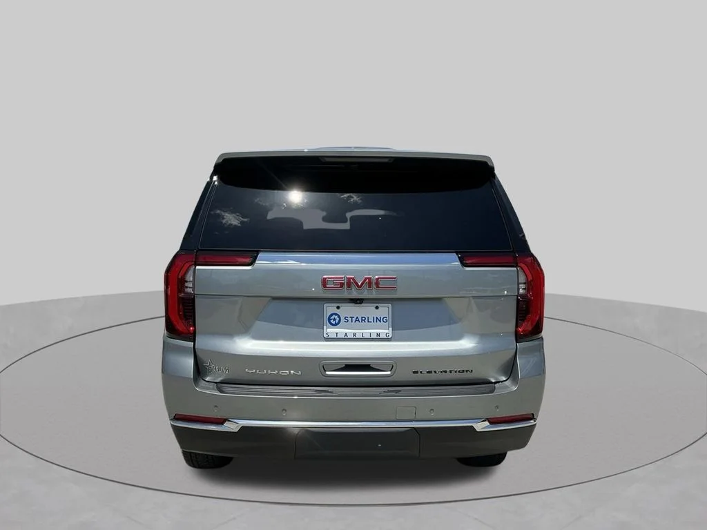 Used 2025 Silver GMC Elevation image 5