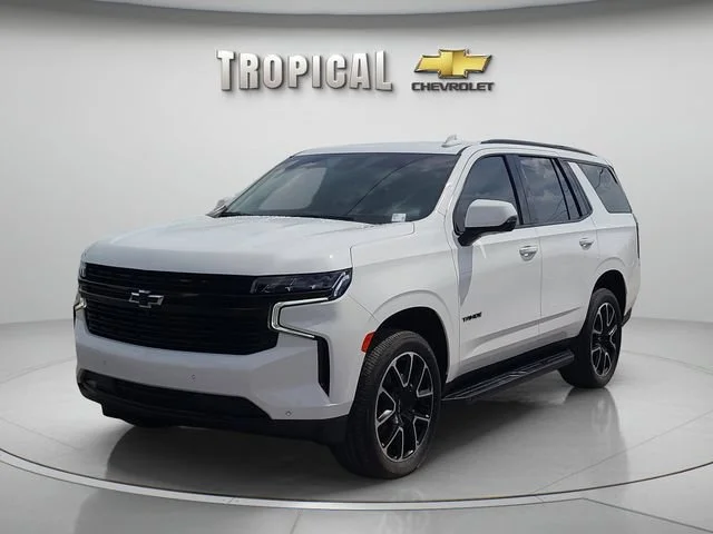 Used 2023 Summit White Chevrolet RST image 1