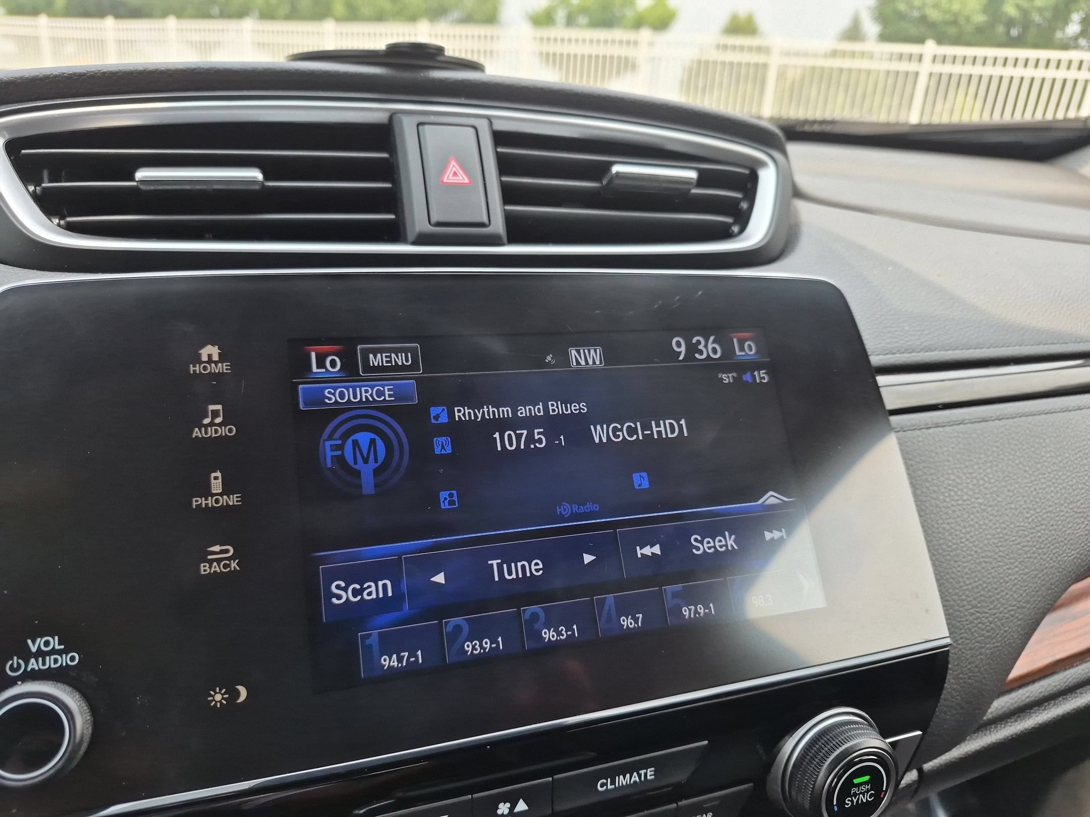 Certified Used 2022 Sonic Gray Pearl Honda EX-L AWD image 19