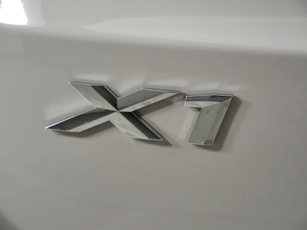 Certified Used 2026 Dune Grey Metallic BMW xDrive28i image 16
