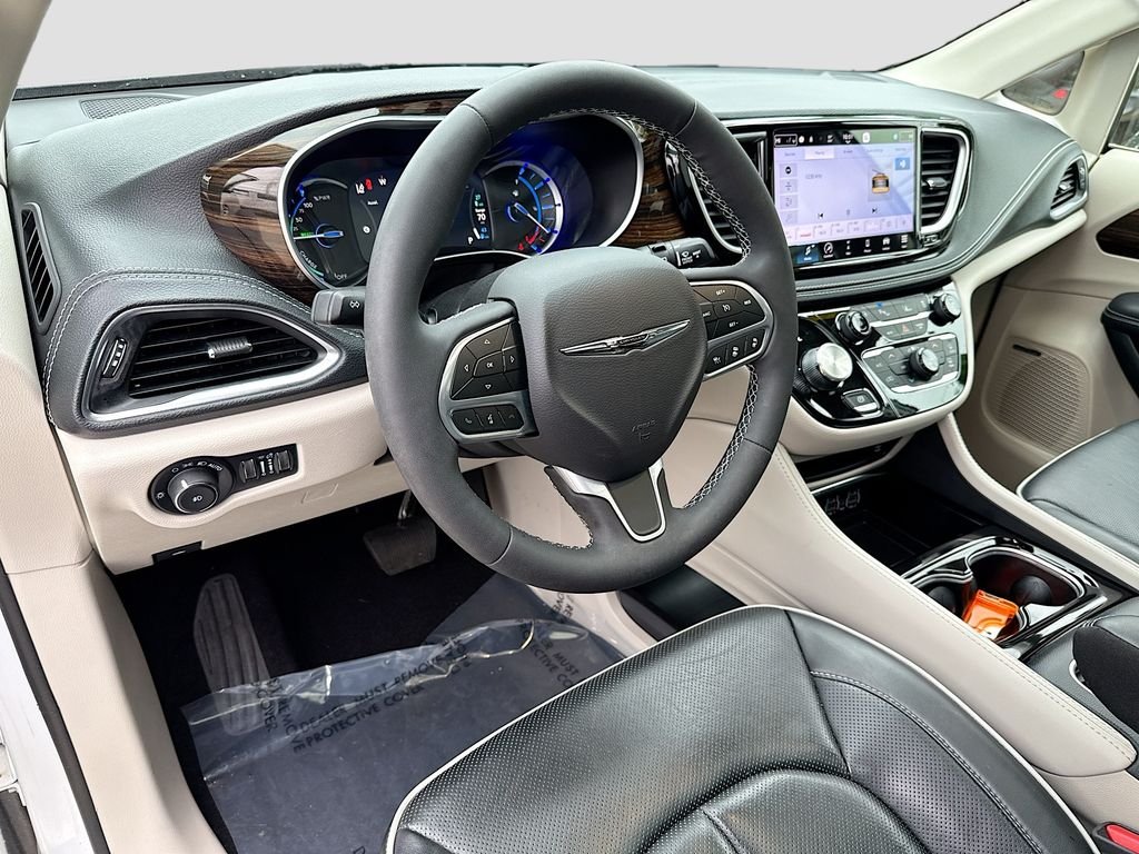 Used 2023 Bright White Clearcoat Chrysler Hybrid Limited image 9