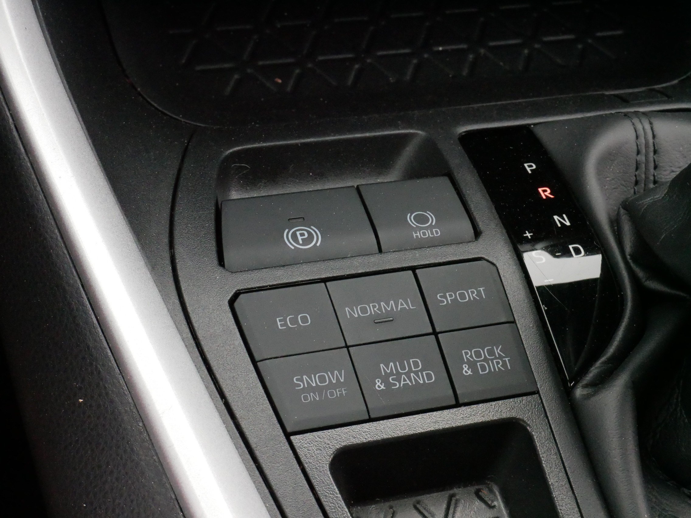 Certified Used 2025 Ice Cap Toyota XLE image 28