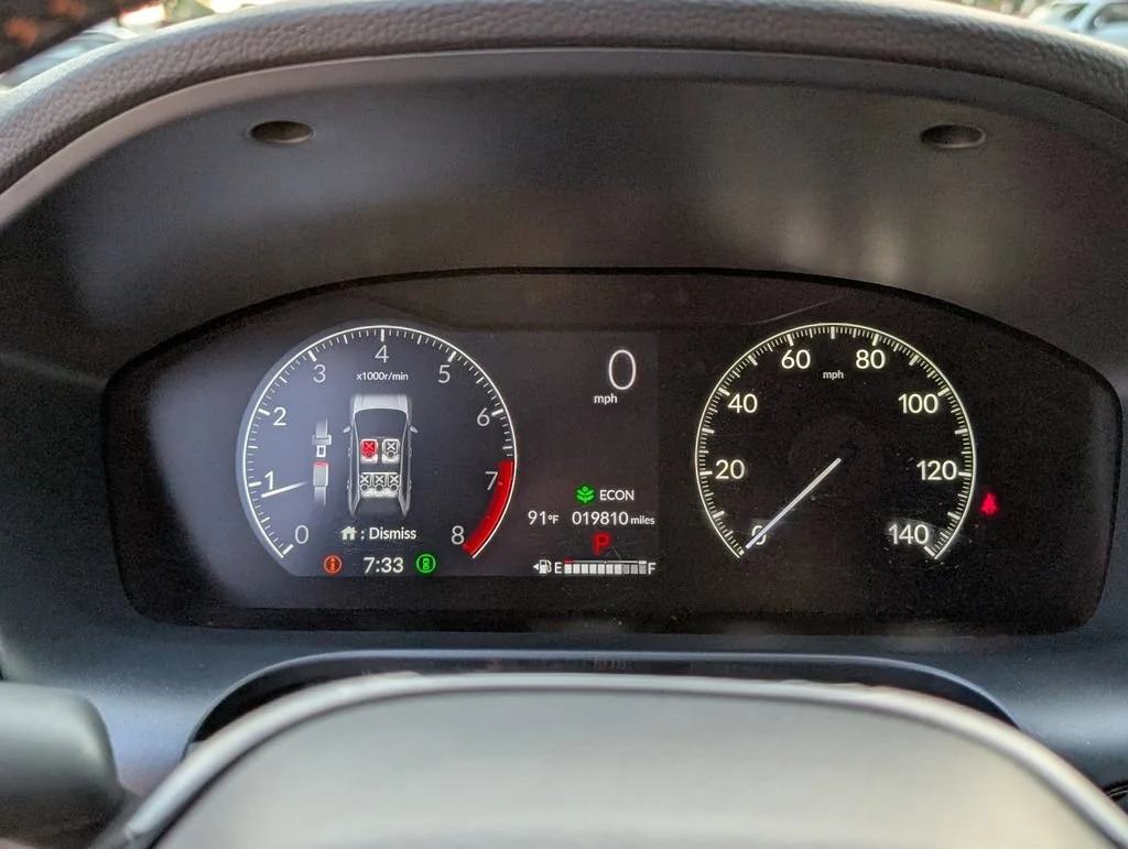 Used 2025  Honda Sport image 12