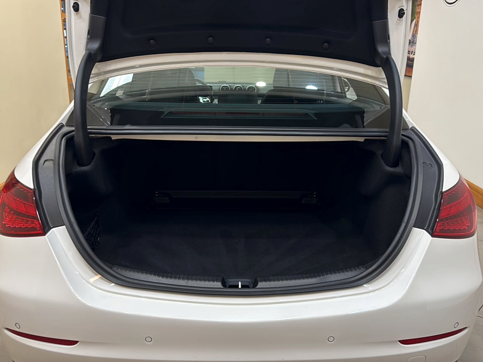 Certified Used 2025 Polar White Mercedes-Benz  image 26