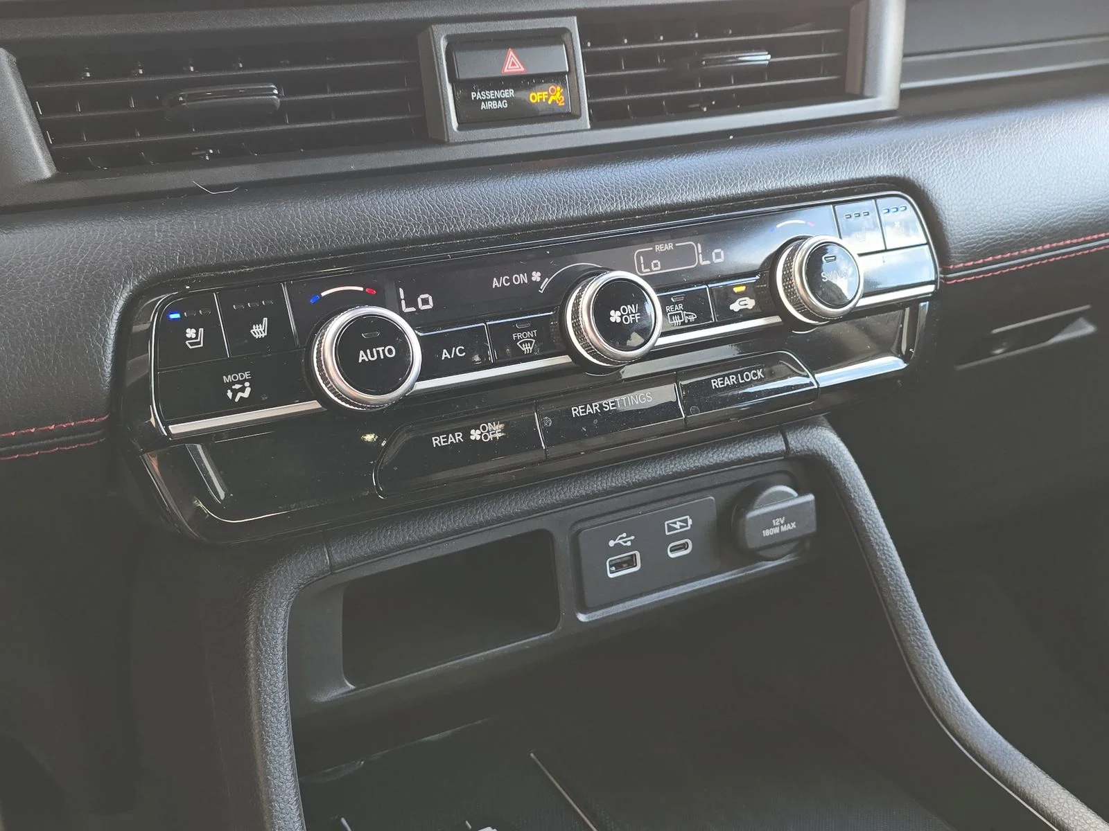 2025 Honda Pilot Black Edition - Photo 27