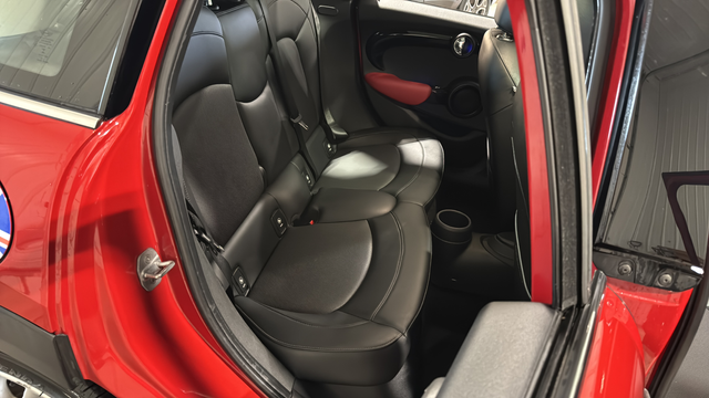 Used 2016 Blazing Red MINI Base image 23