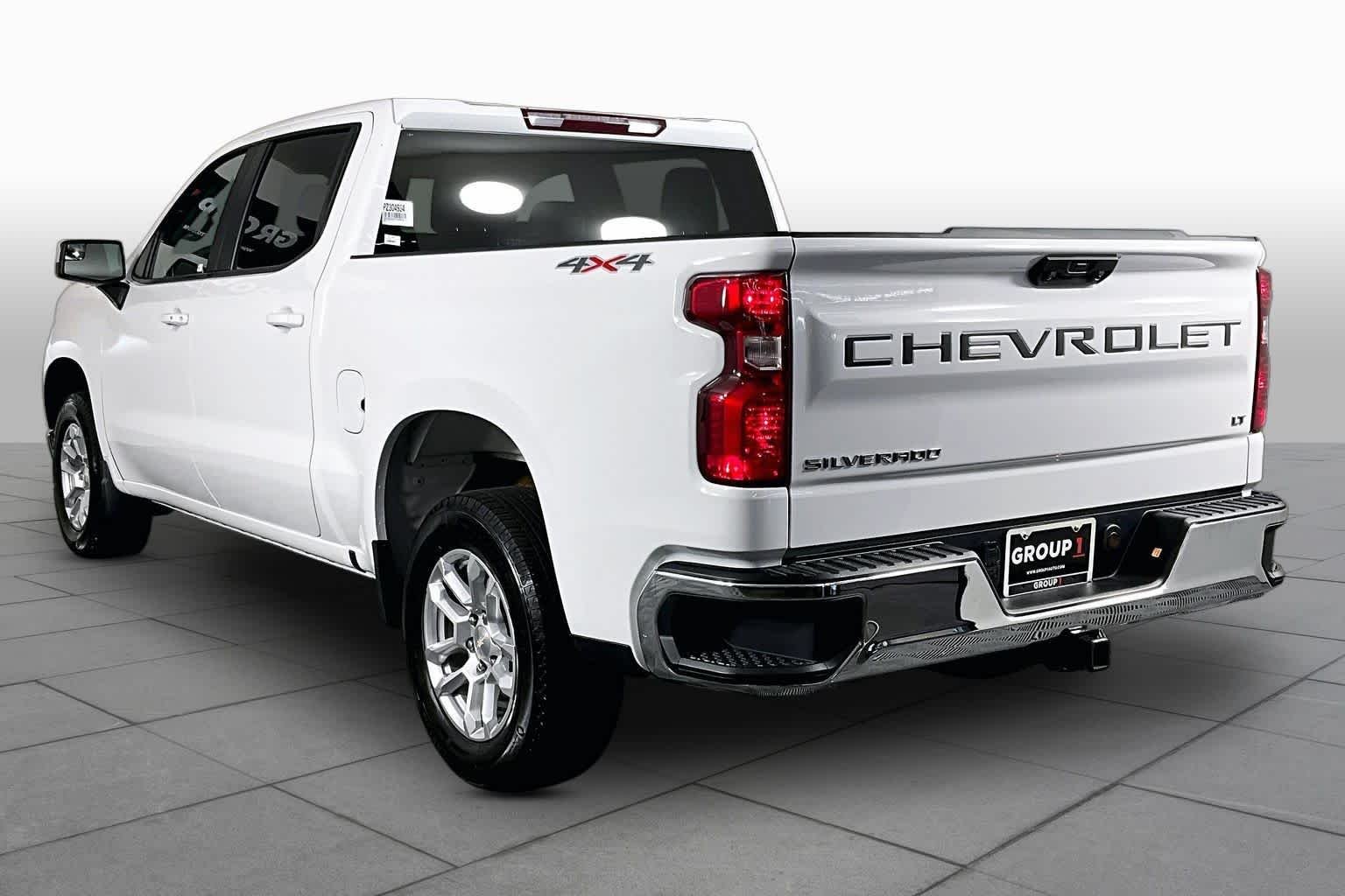 Used 2023 Summit White Chevrolet LT (2FL) image 12