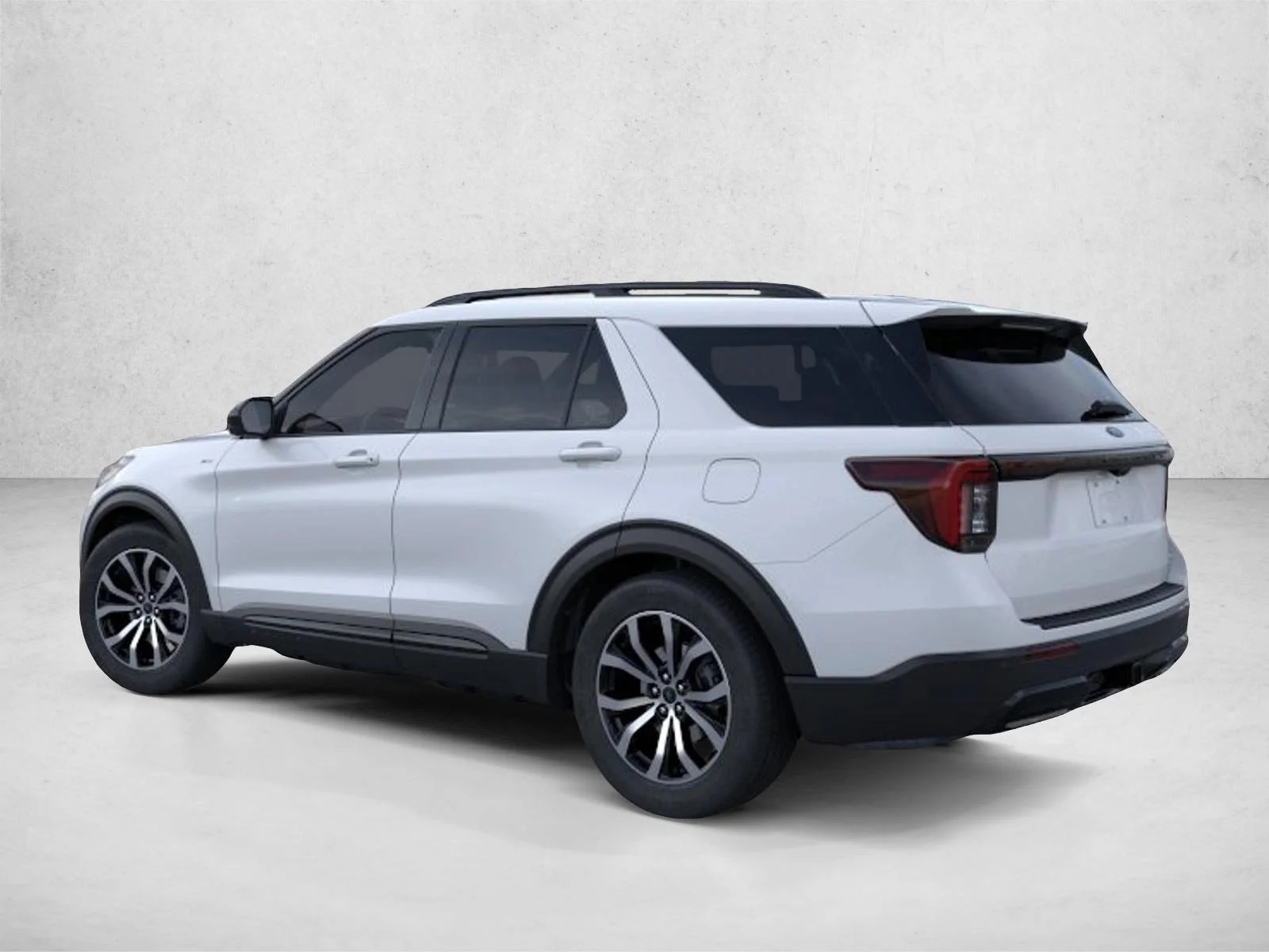 New 2026 Space White Metallic Ford ST-Line image 4